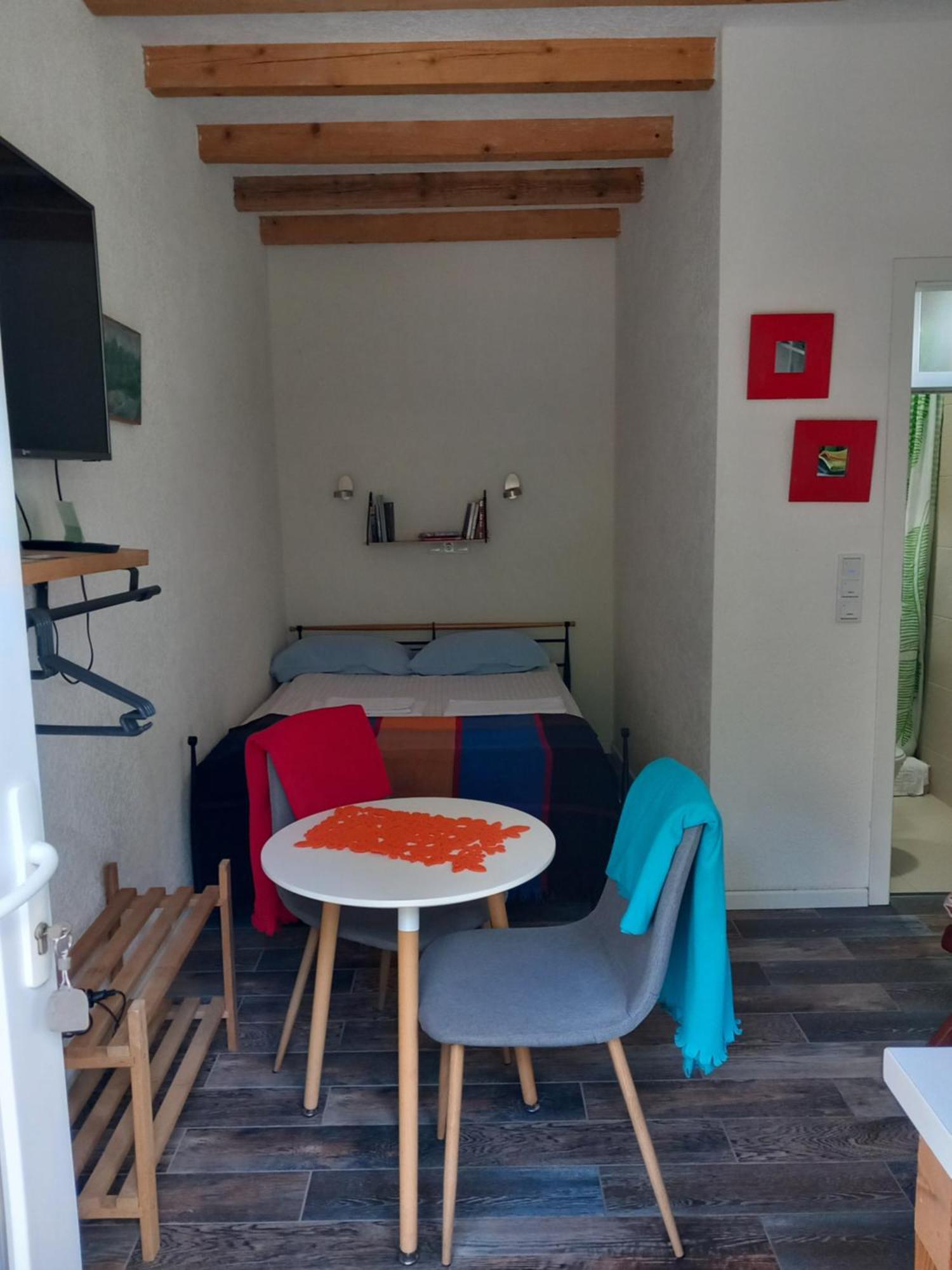 Holiday Home Tunnel Ravne Visoko Exterior foto